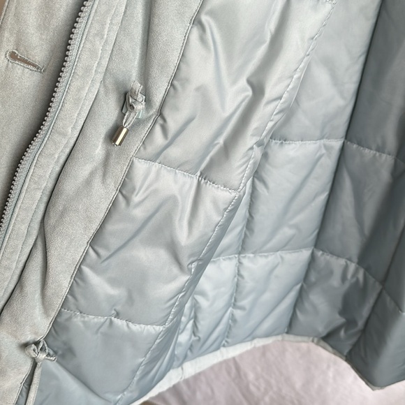 Gallery gorgeous vintage sea foam green winter coat, size M - Picture 11 of 15